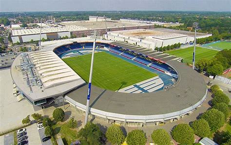 „EINTRACHT-STADION“