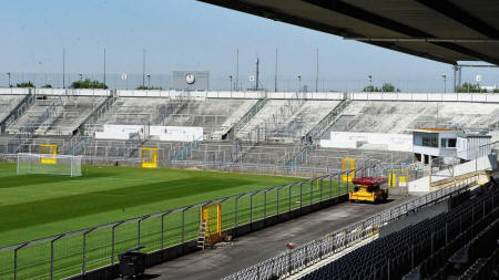 Gruenewalder Stadion